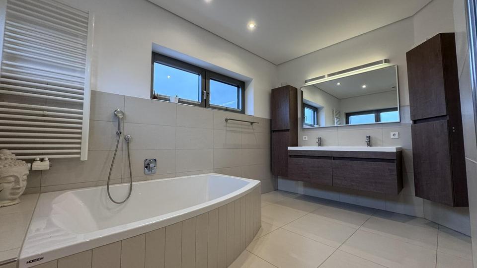 Luxuriöses Einfamilienhaus mit 7 Zimmern in Hilpoltstein – Bild 10