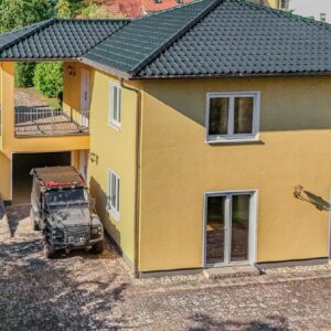 Wohnen im Grünen mit Wassernähe – Traumhaus mit Potenzial zur Zweiteilung