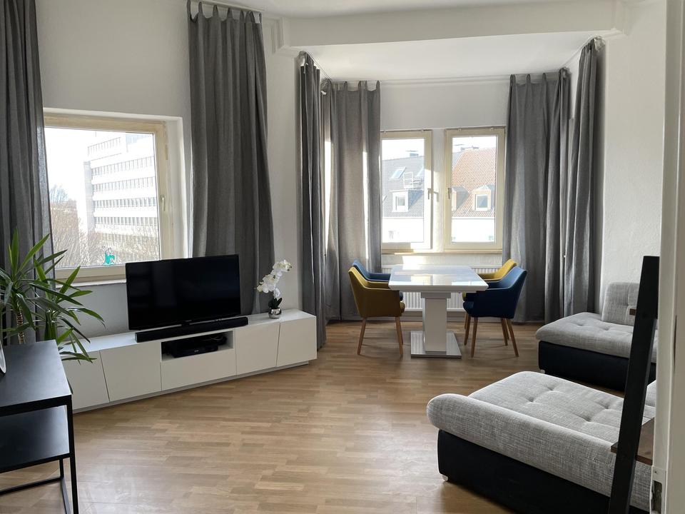 Starting a new job in or around Essen? Fully furnished period apartment in a prime central location
