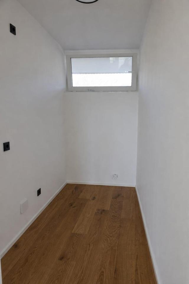 Neuwertiges Apartment mit Panorama-Balkon in Erlangen Provisionsfrei – Bild 8
