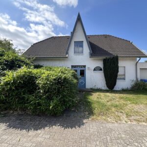 Einfamilienhaus mit großem Garten in ruhiger und familienfreundlicher Wohngegend