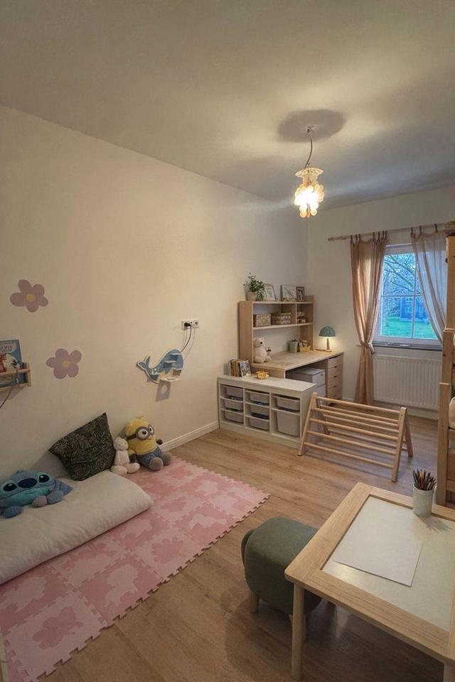 Großzügige 4-Zimmer-Wohnung (112 m²) mit Garten, Garage mit Wallbox, Kamin & Einbauküche – Bild 9