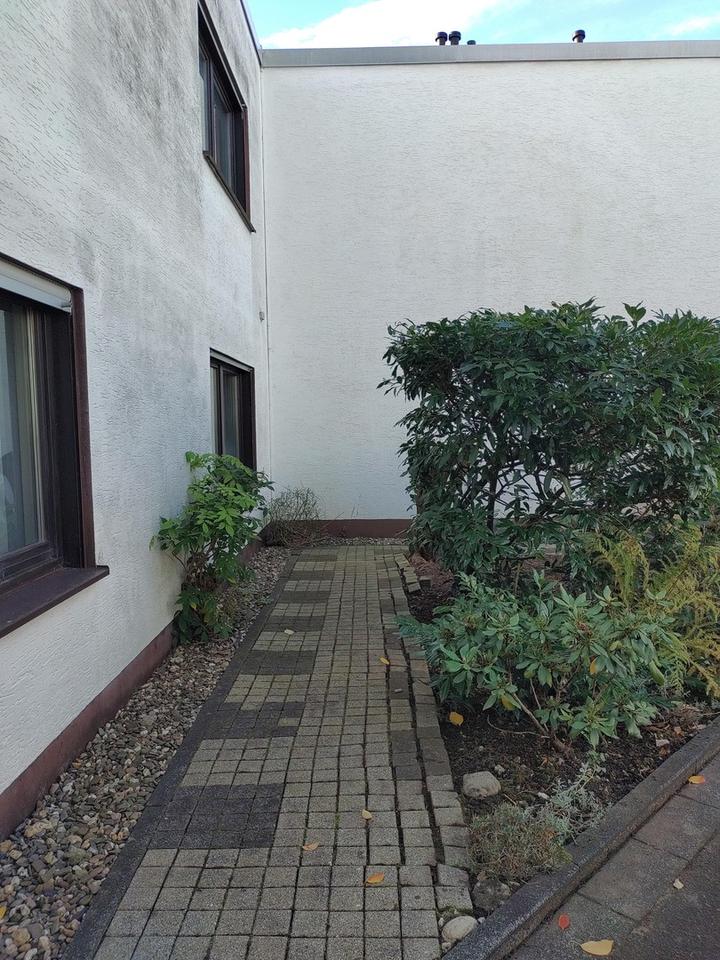 Großzügiges Reihenmittelhaus in Muffendorf mit Einliegerwohnung und sonnigem Atriumgarten – Bild 38