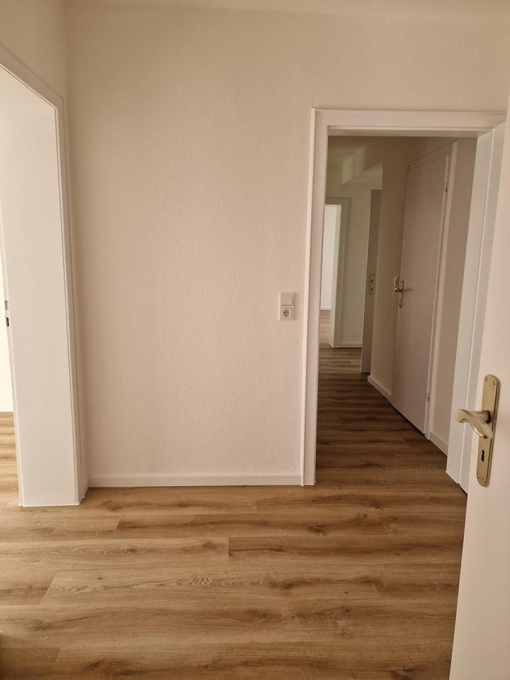 Großzügige 5-Zimmer-Wohnung in der ruhigen Arndtstraße im beliebten Kaiserstraßenviertel – Bild 25