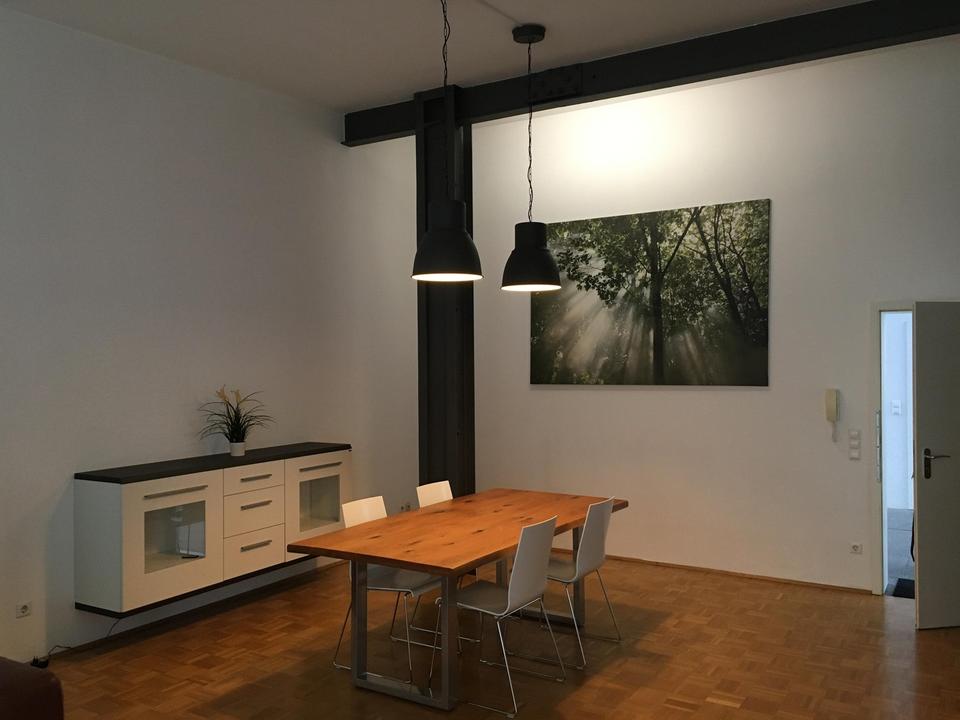 Voll möbliertes 2,5 Zimmer Loft mit Weinbergblick in Esslingen am Neckar – Bild 6