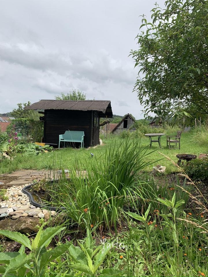 Haus mit zwei Wohneinheiten und einem separaten großen Garten – Bild 34