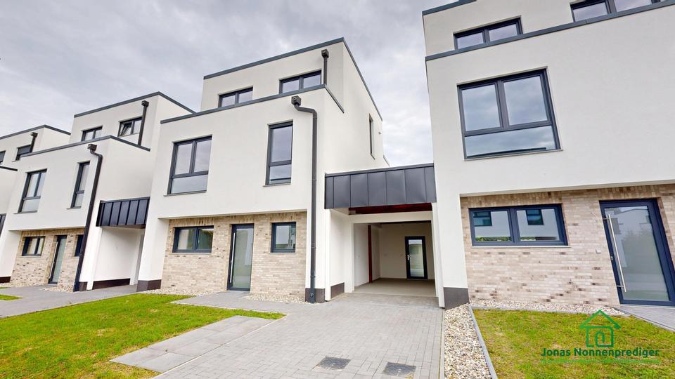 Modernes Reihenhaus mit Garage zum Erstbezug 3-Geschosse – Bild 12