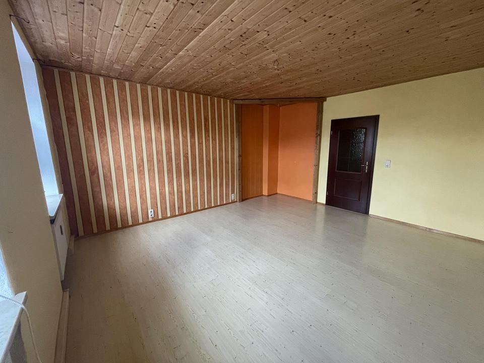 Gepflegtes Stadthaus mit Garten und Terrasse – Bild 29