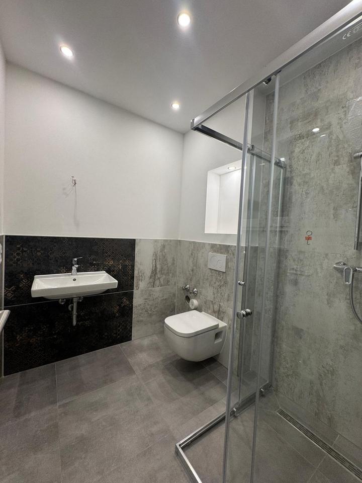 Neubau Pentwohnung schönen Terrasse und 2-Zimmer – Bild 8