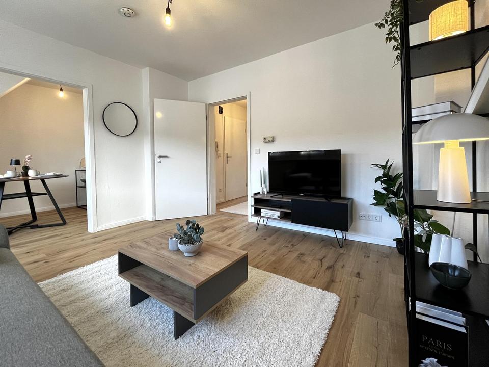 Modern wohnen in Top-Lage: Hochwertig renovierte 2,5-Zimmer-Wohnung