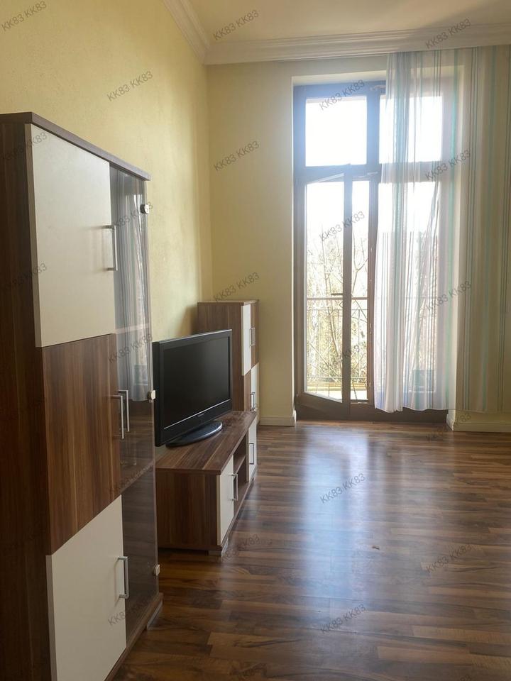 Möbliertes Zwei-Zimmer Apartment mit Balkon – Bild 2