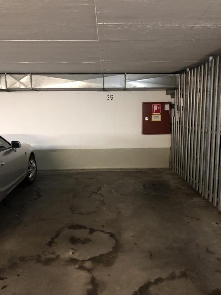 Helle Dachgeschosswohnung mit Tiefgaragenstellplatz – Bild 11