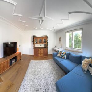 Frisch sanierte 2,5-Zimmer-Wohnung (87,5m²) mit großer Terrasse
