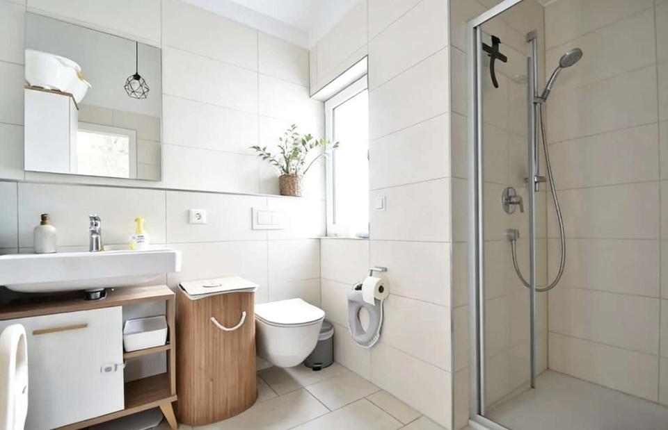 Moderne und helle 3,5-Zimmer-Wohnung | Balkon & Garage | EBK | 3 Min U-Bahn | Nähe Uni Hohenheim – Bild 6