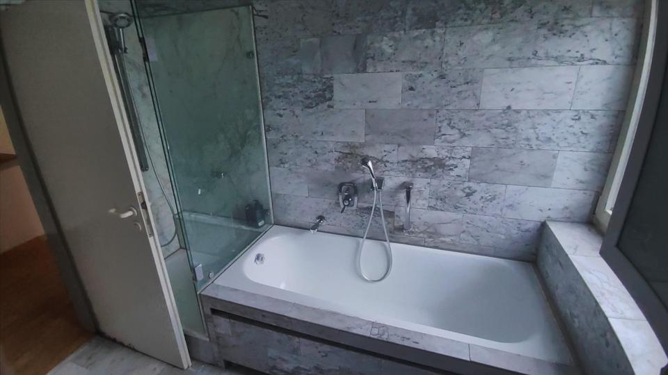 3-Zimmer Maisonette Wohnung in Stuttgart Süd mit grosser Terrasse, Aussicht und Garage – Bild 12