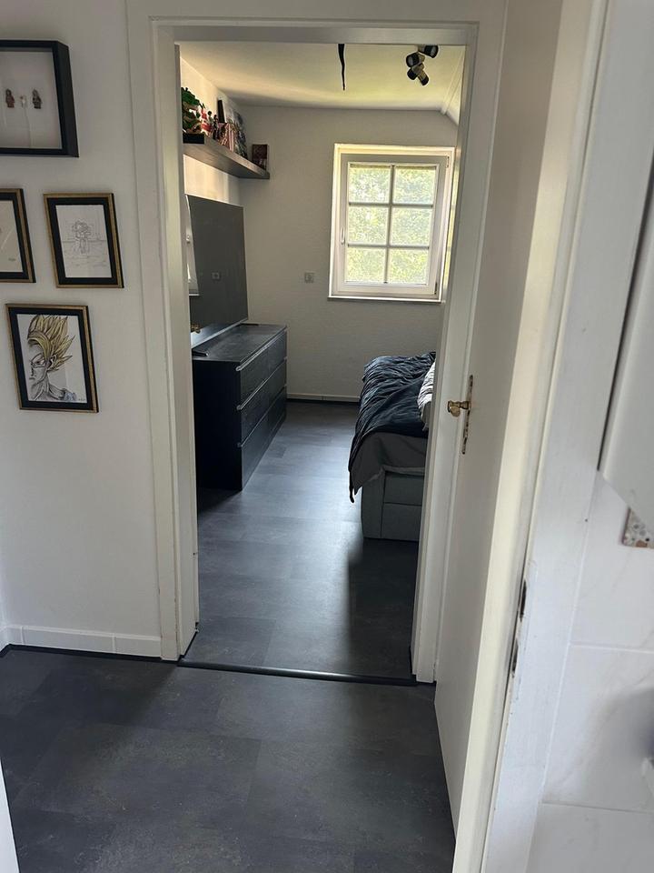 Provisionsfreie Vollmöblierte Maisonette Wohnung + 2 Stellplätze – Bild 7