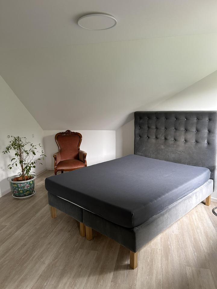 Möblierte Einliegerwohnung mit Gartennutzung und separatem Eingang sehr gute Ausstattung – Bild 11