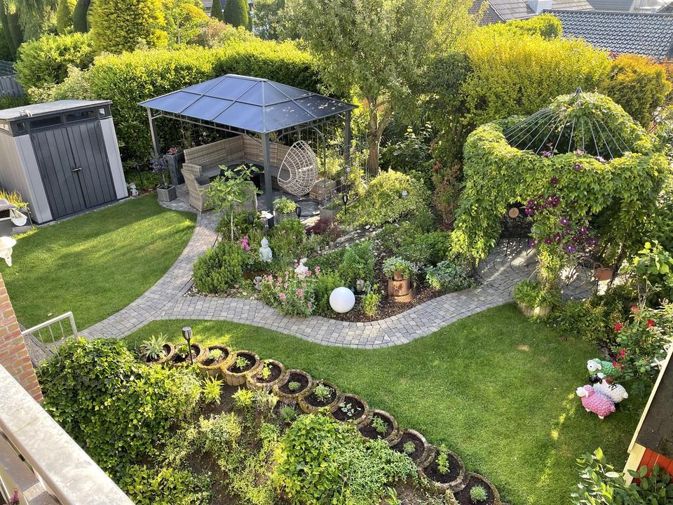 Unabhängig von Öl und Gas. Gepflegte Zweifamilienhaus-DHH in ruhiger und zentraler Lage von Alpen – Bild 5