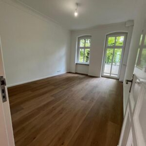 Reinickendorf: Frisch sanierte 2-Zimmer-Wohnung – sofort bezugsfrei