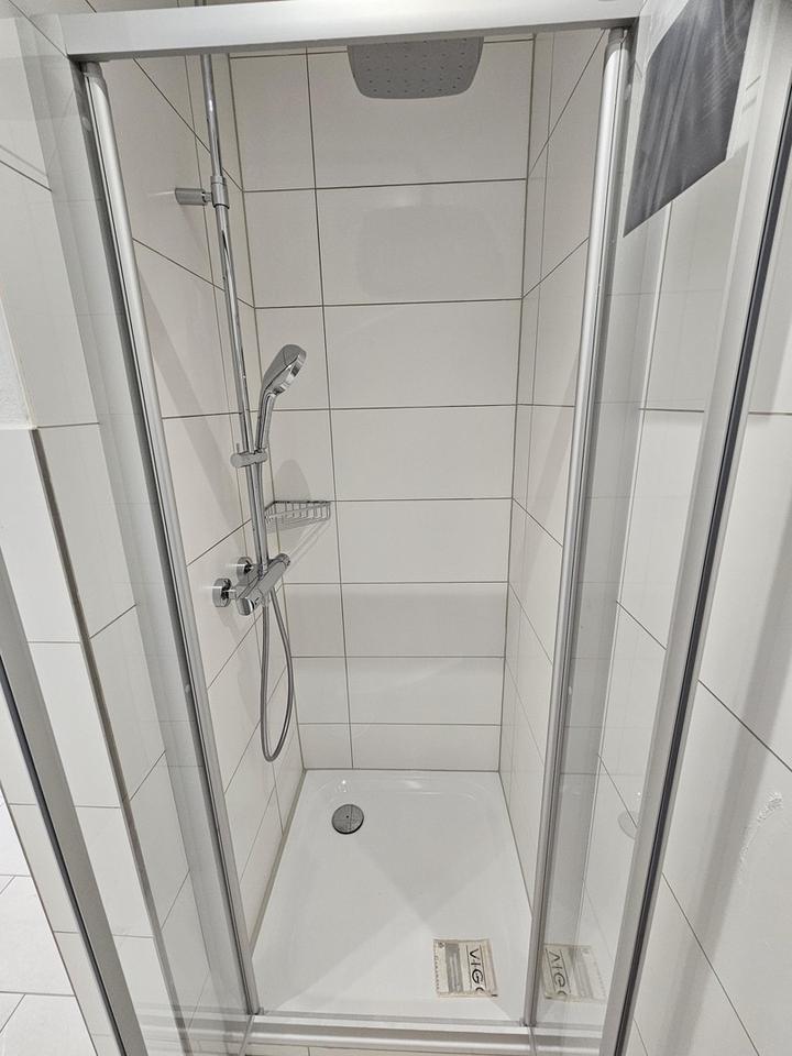 Charmante 1-Zimmer-Wohnung in zentraler Lage mit lichtdurchflutetem Wohnbereich – Bild 8