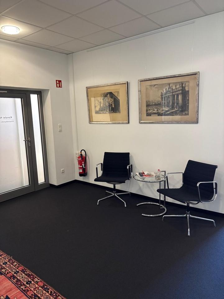 Provisionsfrei - Ruhige und helle Bürofläche nahe Nymphenburger Schloss