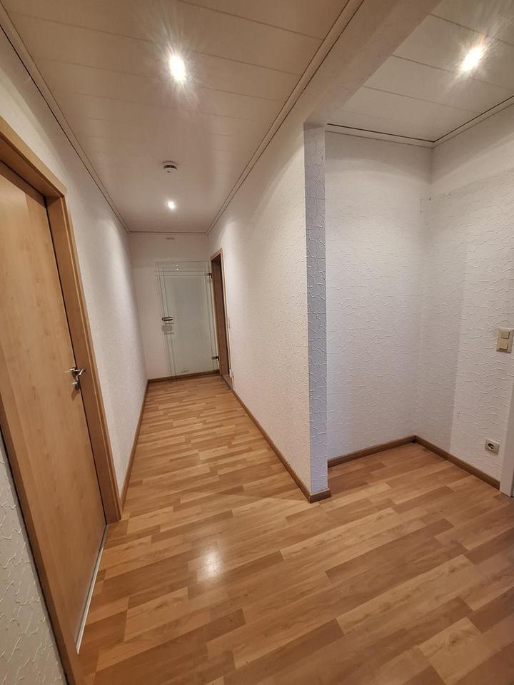 4,5-Zimmer-EG-Wohnung mit Wintergarten, Terrasse in Tuttlingen-Möhringen – Bild 9