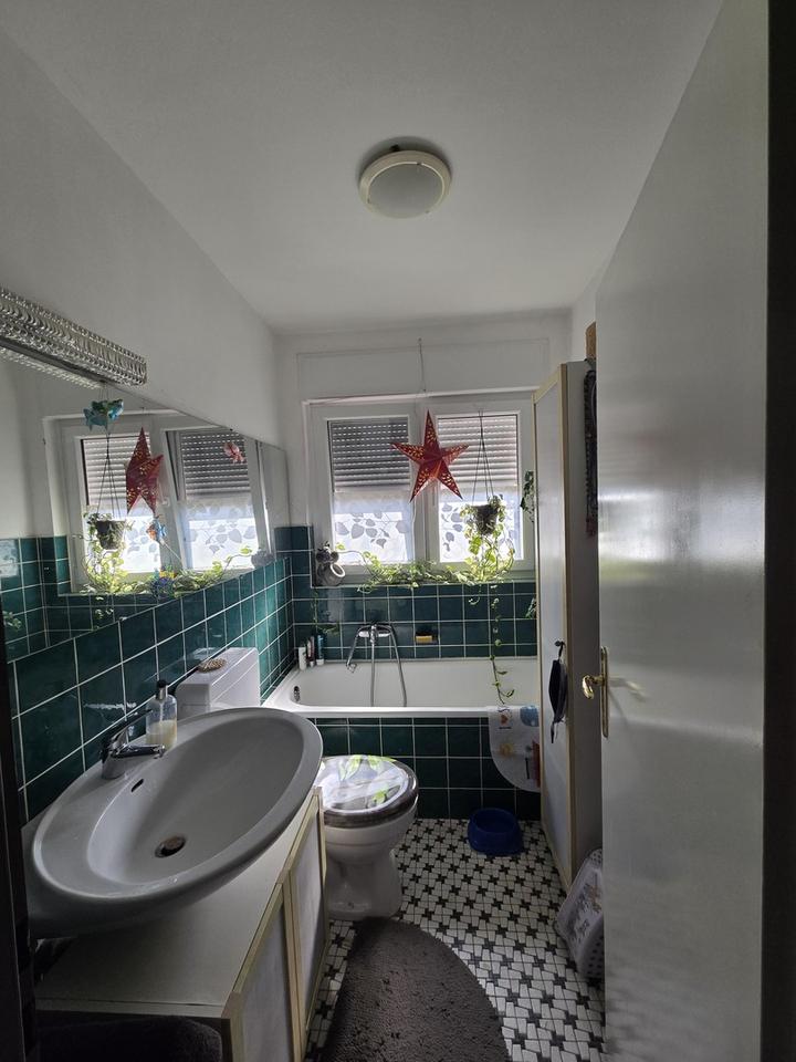 *Provisionsfrei*Reihenendhaus, 96qm, 377qm, 3,5 Zi, Keller, Garage – Bild 6