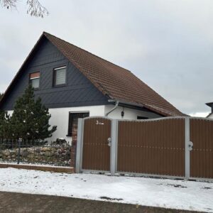 Einfamilienhaus plus Ferienhäuschen