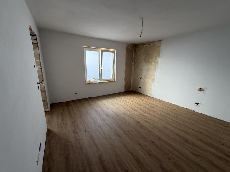 Großzügige 3-Zimmer-Wohnung mit Terrasse im Innenhof – Erstbezug – Wohnen in der Volkacher Altstadt – Bild 9