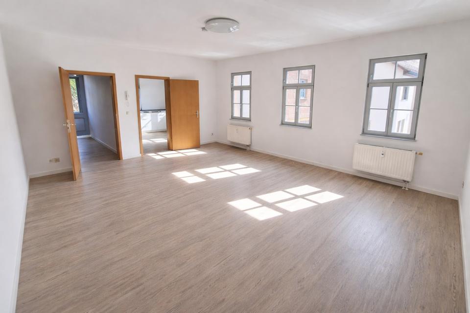 Stilvoll modernisierte 2,5-Zimmer-Wohnung – sofort bezugsfrei – Bild 7