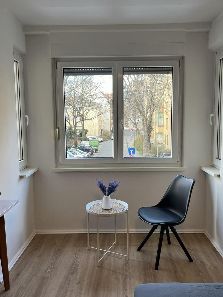 4 freie WG-Zimmer, frisch renoviert und neu möbliert in zentraler Lage am Plärrer – Bild 16