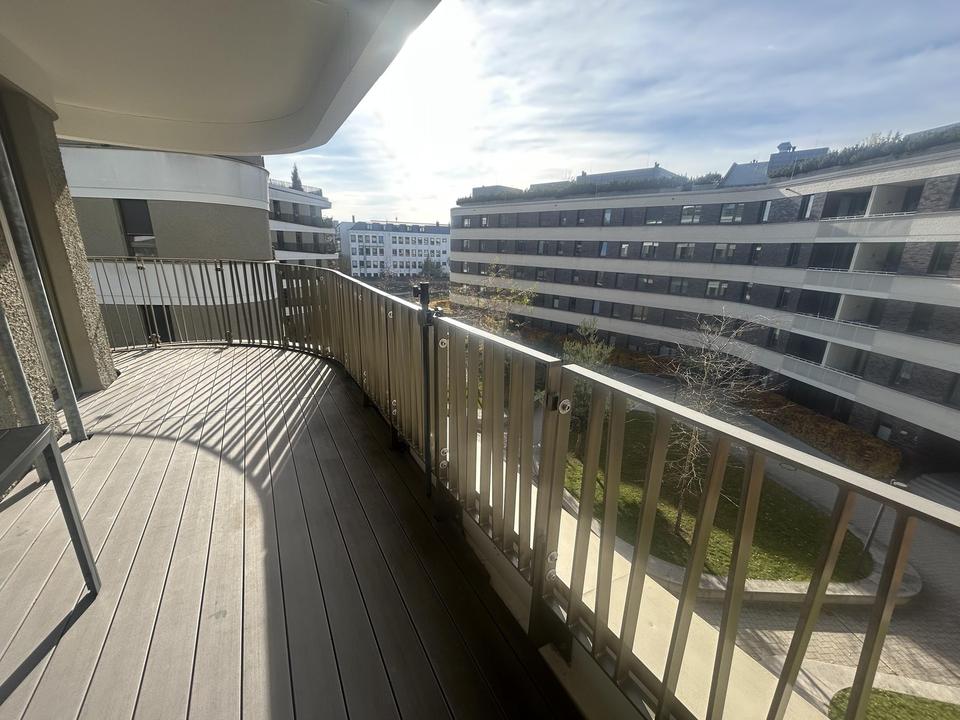Traumhafte 3-Zi-Wohnung mit 2 Bädern, EBK und Süd-West-Balkon – Bild 10