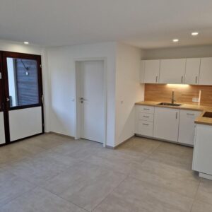 Gemütliche 3-Zimmer-Wohnung mit Balkon, Schwimmbecken und traumhafter Schwarzwald-Lage!