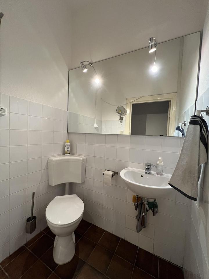 Wunderschöne 4-Zimmer-Altbauwohnung mit Garten nahe Rüdesheimer Platz – Bild 14