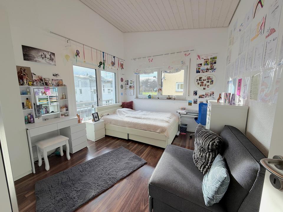 Moderne DHH mit Pergola, Garage & PV | 6 Zimmer | 148 m² | KfW-55 Standard – Bild 16