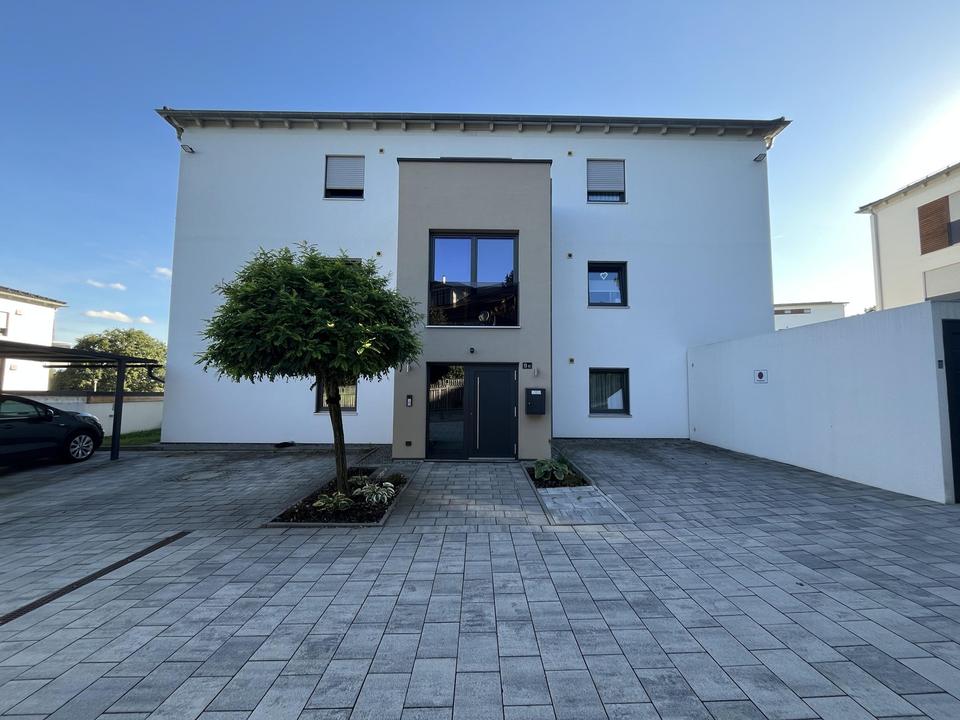 Traumhafte 2-Zimmer Wohnung barrierefrei mit Einbauküche und 2 Balkonen – Bild 14