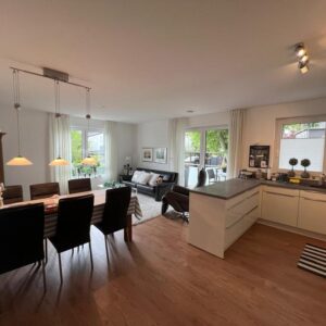 Moderne 3-Zimmer-Neubauwohnung mit Garten im Erdgeschoss