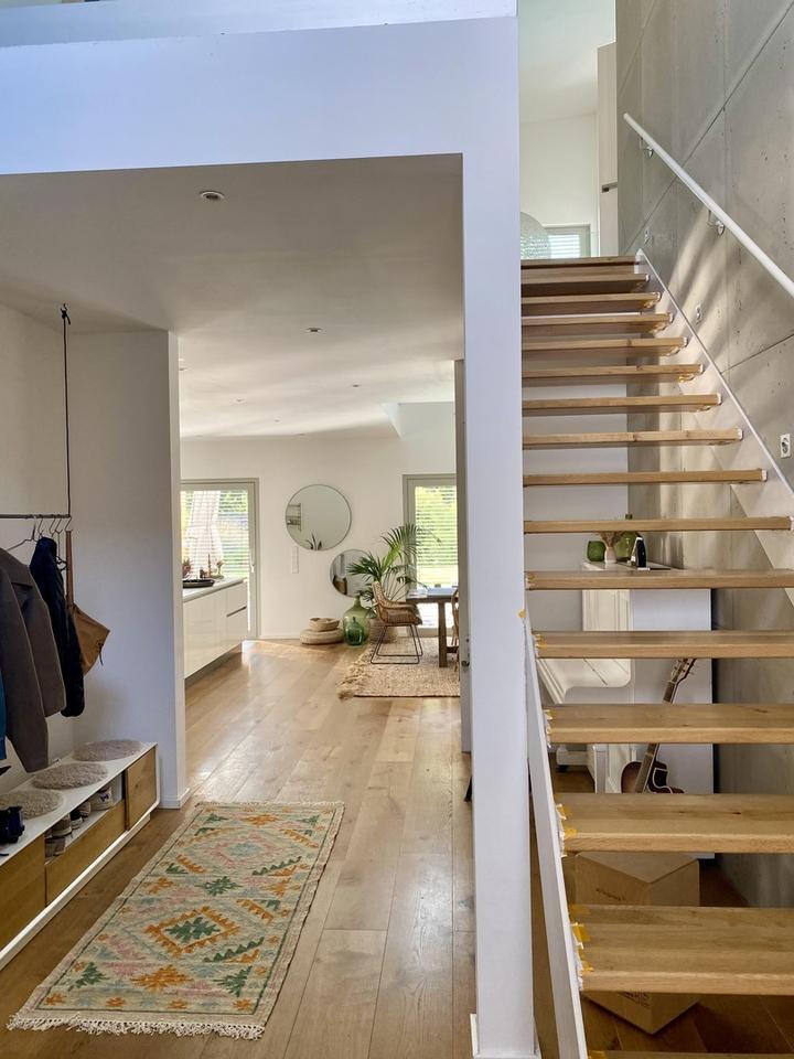 Moderne Stadtvilla mit Pool in Waldrandlage – Bild 10