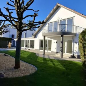 Nähe Bonn- Dreifamilienhaus zu verkaufen. PROVISIONSFREI !