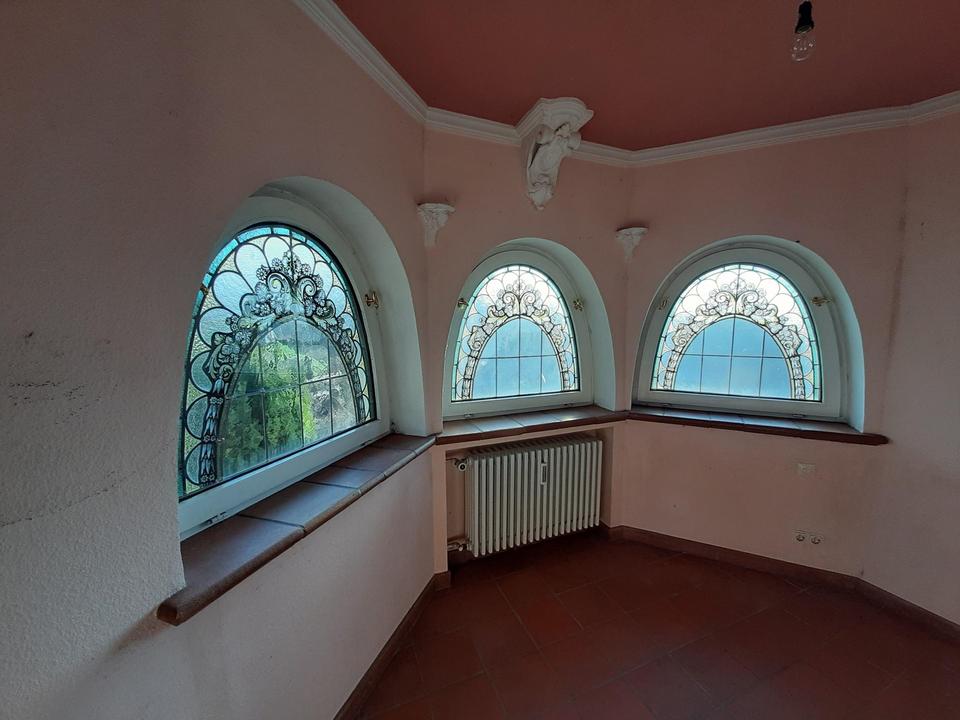 Traumaussicht in die Rheinebene - Einfamilienhaus mit Einliegerwohnung und Ausbaupotenzial – Bild 31