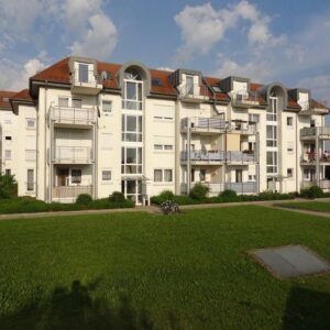 Attraktive Kapitalanlage oder Eigenheim: 2-Zimmer-Wohnung mit Balkon in Laupheim