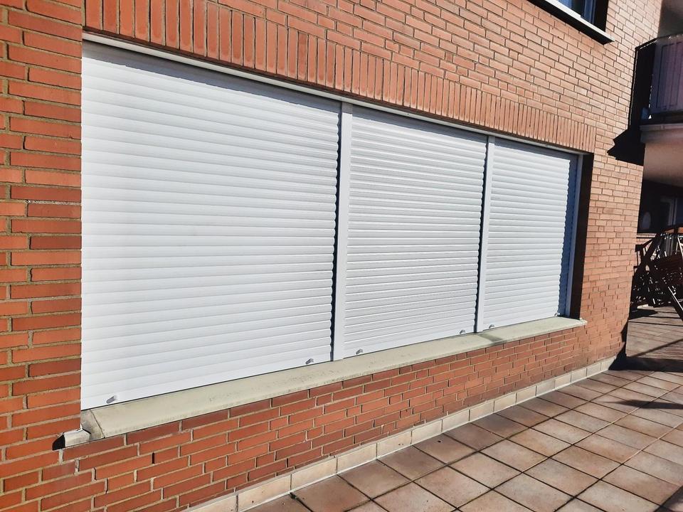 Große 3-Zimmerwohnung mit traumhaftem Ausblick in Alfelder Bestlage – Bild 8