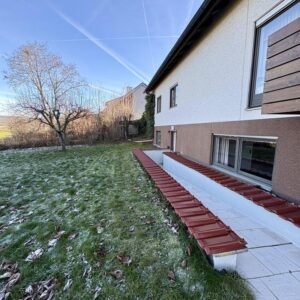 3-Zimmer-Souterrainwohnung mit Küche in Ermreus