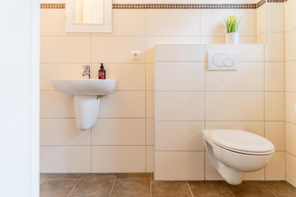 Gepflegtes Einfamilienhaus (Walmdachbungalow) ohne Makler – Bild 37