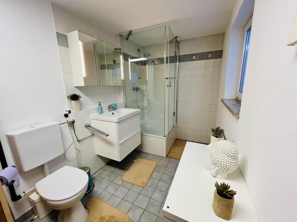 105 m² Wohn-/Nutzfläche – Gartenwohnung mit Sauna, 40 m² Hobbyraum & TG – Bild 17