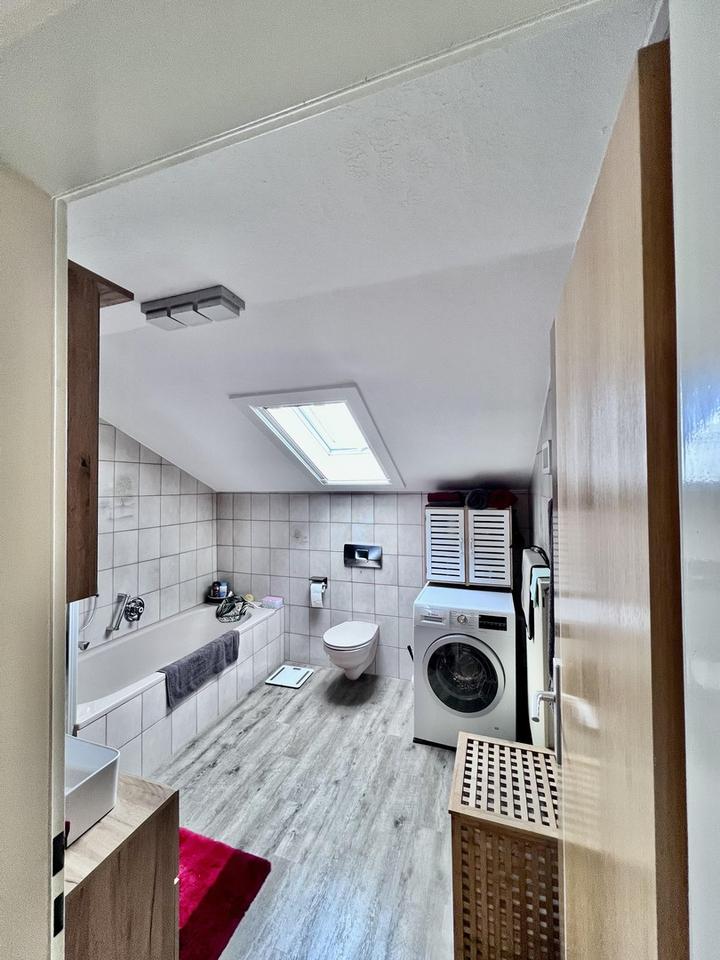 Idyllisch gelegene 5 Zimmer Wohnung – Bild 19