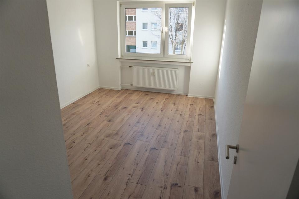Schöne helle 3-4 Zimmer-Wohnung mit Balkon in Hameln Nordstadt – Bild 9