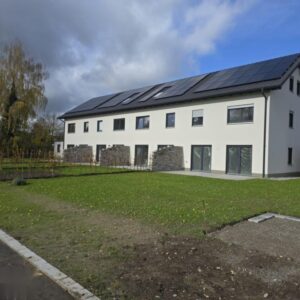 Neubau KFW 40-QNG Plus Reiheneckhaus im Ortskern von Dettingen