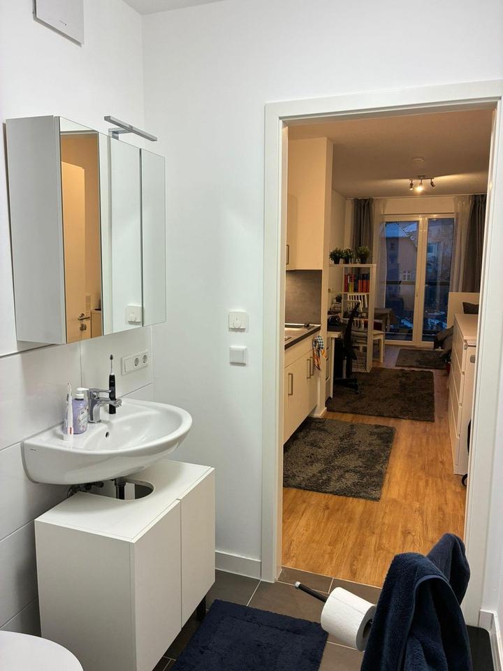 Studentenwohnung Exklusive 1 Zimmer Wohnung Appartment mit Loggia für Studenten TH Nähe – Bild 15