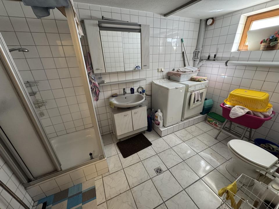 Platz für die ganze Familie! Traumhafte Doppelhaushälfte mit Blick ins Grüne – Bild 28